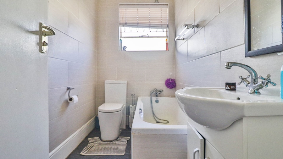 3 Bedroom Property for Sale in Walmer Eastern Cape